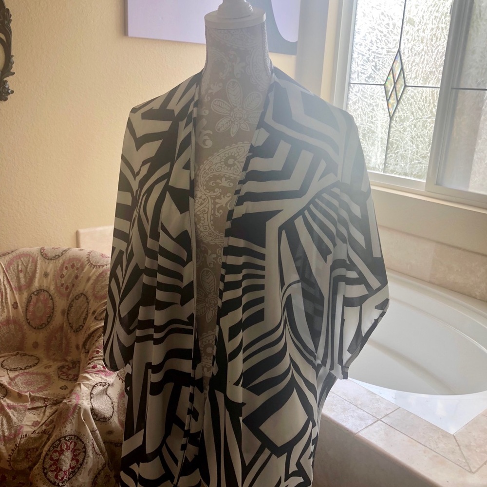2bBebe size small kimono